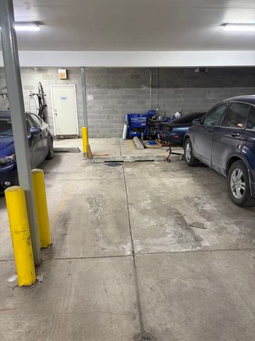 1730 N WESTERN Avenue 301, Chicago, IL 60647