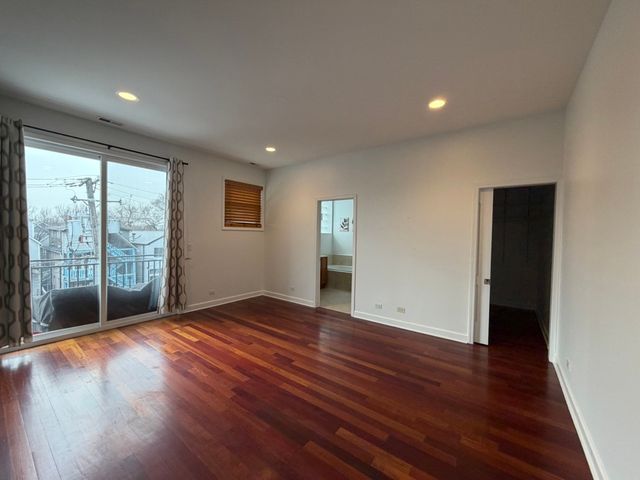 1730 N WESTERN Avenue 301, Chicago, IL 60647