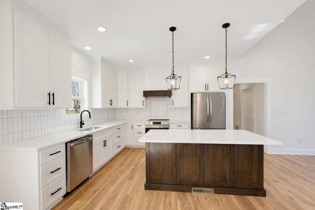 406 Edgewood Drive, Belton, SC 29627