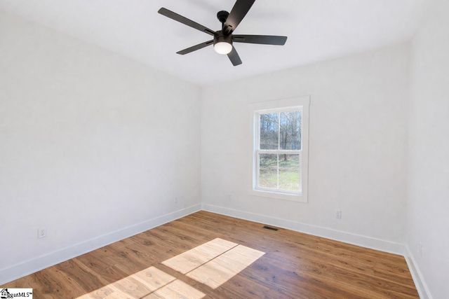 406 Edgewood Drive, Belton, SC 29627