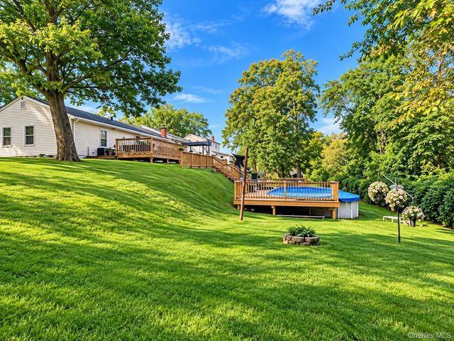 39 Orchid Road, East Patchogue, NY 11772