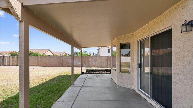 7702 W Boca Raton Road, Peoria, AZ 85381