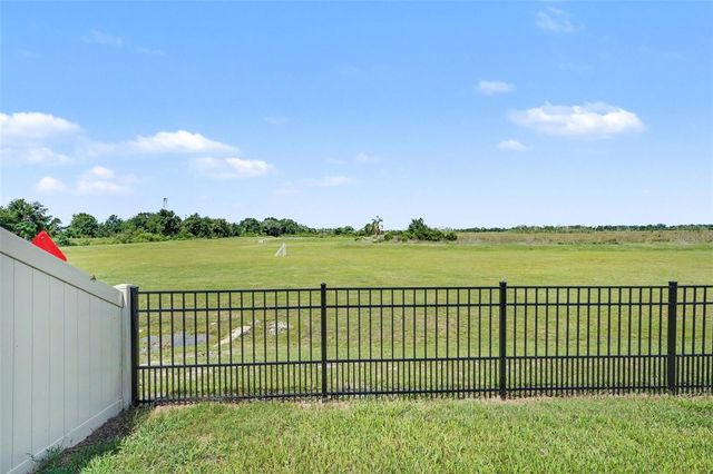 6103 HAMMOCK ISLAND WAY, Haines City, FL 33844