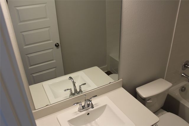 1821 Briar Rose Drive, Denton, TX 76207