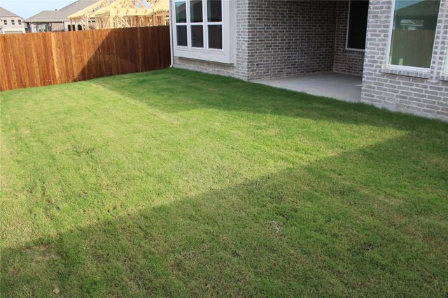 1821 Briar Rose Drive, Denton, TX 76207