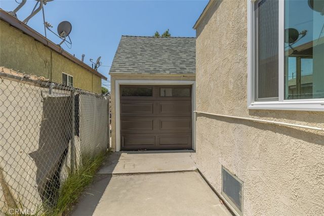 6785 Rose, Long Beach, CA 90805