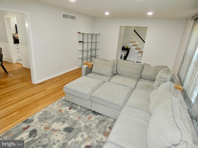 808 ROCK LN, Newark, DE 19713