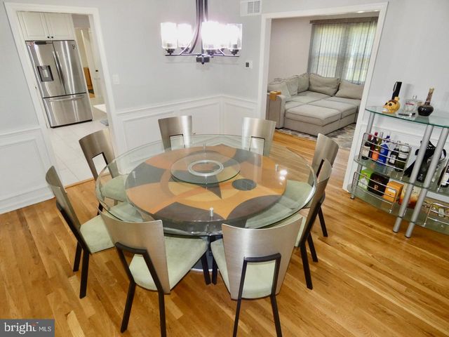 808 ROCK LN, Newark, DE 19713
