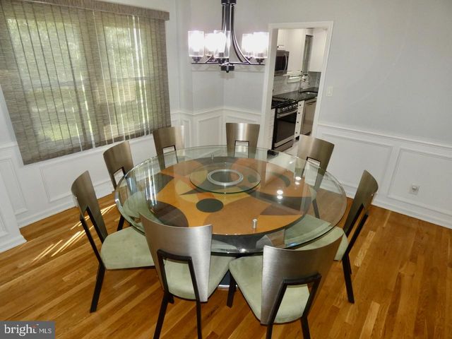 808 ROCK LN, Newark, DE 19713