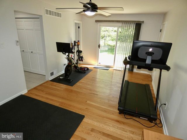 808 ROCK LN, Newark, DE 19713