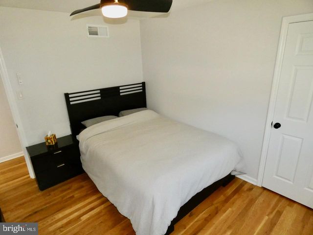 808 ROCK LN, Newark, DE 19713