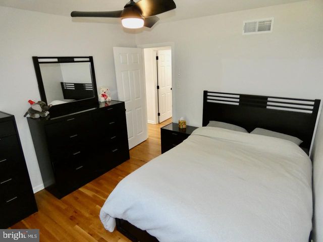 808 ROCK LN, Newark, DE 19713