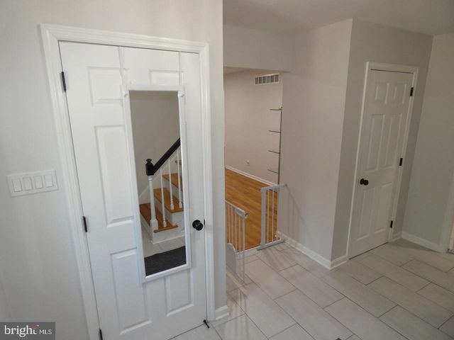 808 ROCK LN, Newark, DE 19713