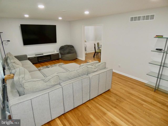 808 ROCK LN, Newark, DE 19713