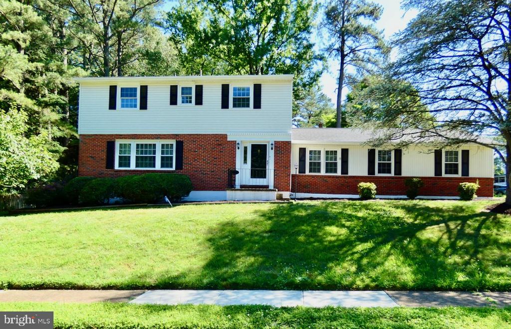 808 ROCK LN, Newark, DE 19713