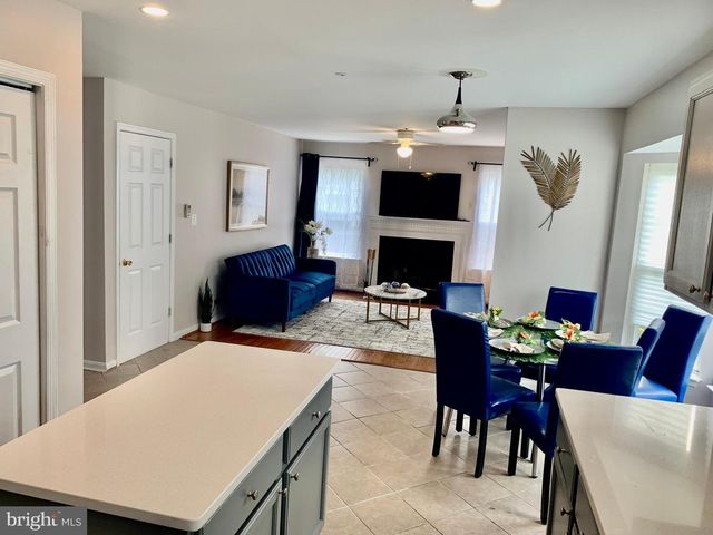 2104 SAYAN, Camp Springs, MD 20748