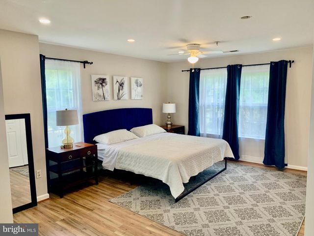 2104 SAYAN, Camp Springs, MD 20748