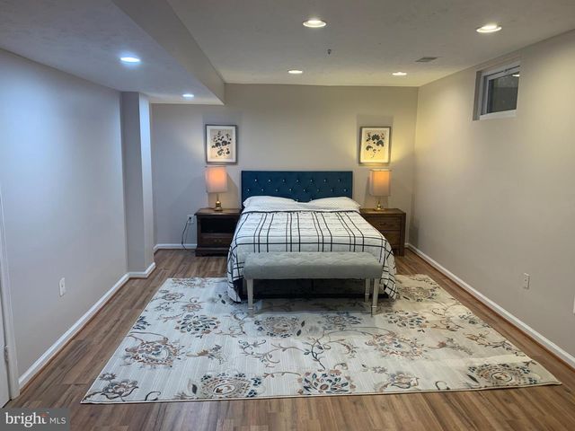 2104 SAYAN, Camp Springs, MD 20748