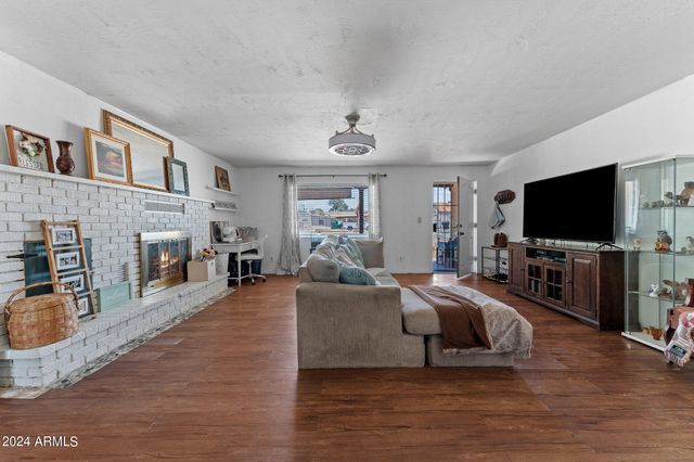 331 W Center Street, Wickenburg, AZ 85390
