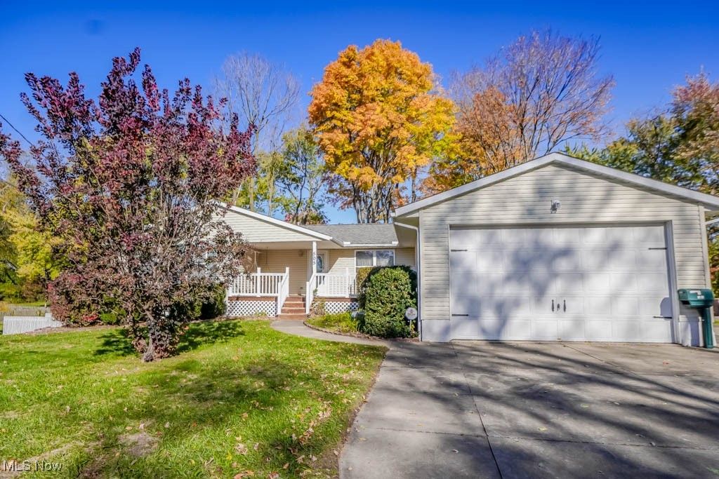 505 Rose Lane Street SE, North Canton, OH 44720