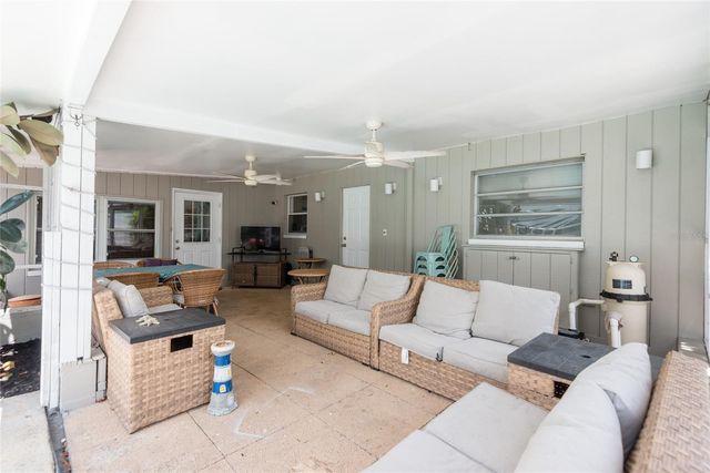 503 HEDGE ROW ROAD, Brandon, FL 33510