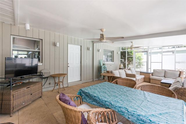 503 HEDGE ROW ROAD, Brandon, FL 33510