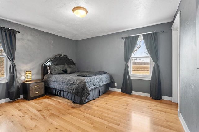 W3866 COUNTY RD S, Appleton, WI 54913