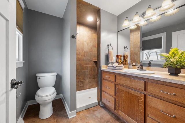 W3866 COUNTY RD S, Appleton, WI 54913