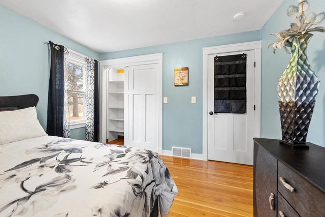 W3866 COUNTY RD S, Appleton, WI 54913