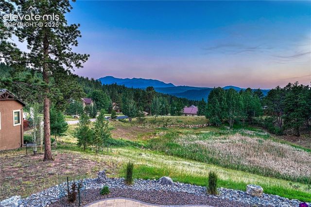 910 Spacious Skies Drive, Woodland Park, CO 80863