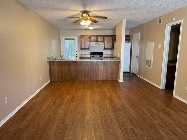 154 Austin Stone Drive, Duncanville, TX 75137