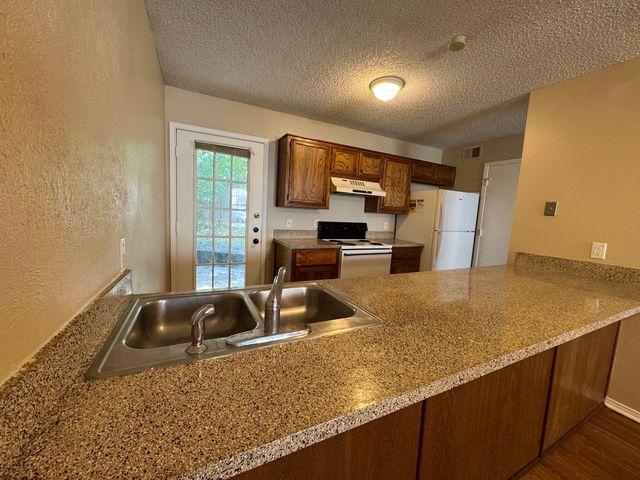 154 Austin Stone Drive, Duncanville, TX 75137