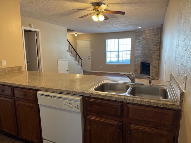 154 Austin Stone Drive, Duncanville, TX 75137