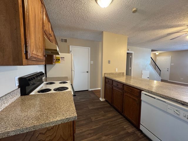 154 Austin Stone Drive, Duncanville, TX 75137