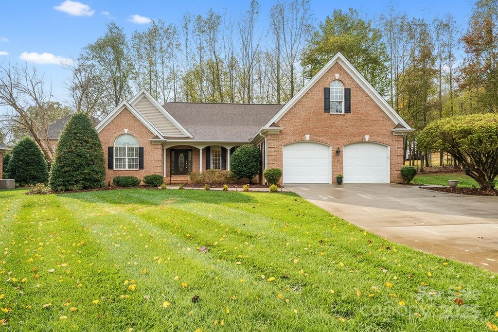 2963 Reynaud Court, Newton, NC 28658