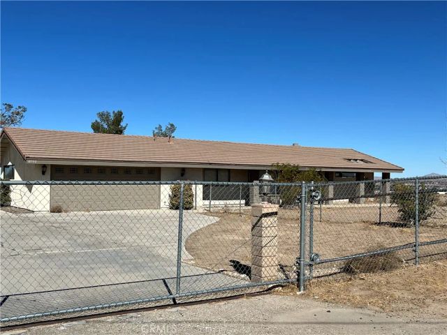 18530 Eucalyptus Street, Hesperia, CA 92345