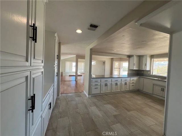 18530 Eucalyptus Street, Hesperia, CA 92345
