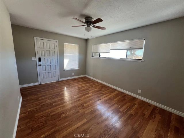 18530 Eucalyptus Street, Hesperia, CA 92345