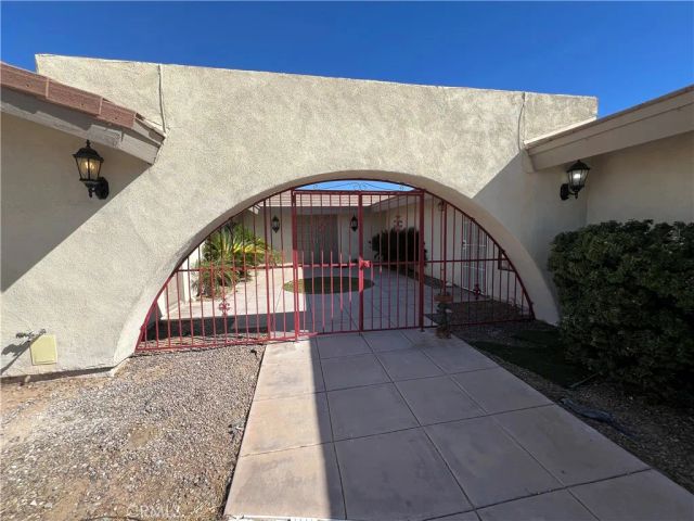 18530 Eucalyptus Street, Hesperia, CA 92345