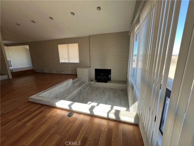 18530 Eucalyptus Street, Hesperia, CA 92345