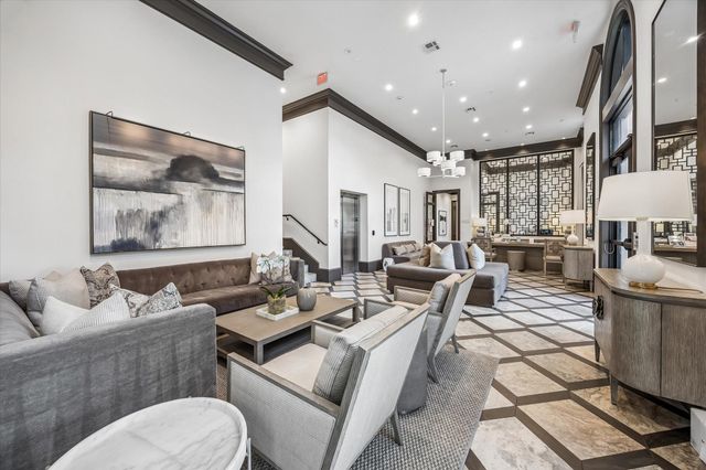 2111 Austin Street 422, Houston, TX 77002