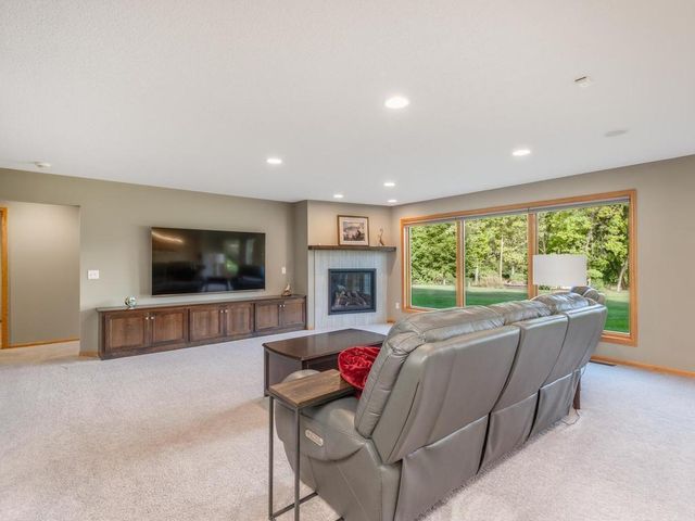 14895 Raspberry Drive, Rogers, MN 55374