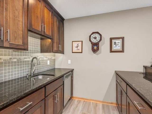 14895 Raspberry Drive, Rogers, MN 55374