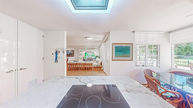 10 CALLE PALMAS, Dorado, PR 00646