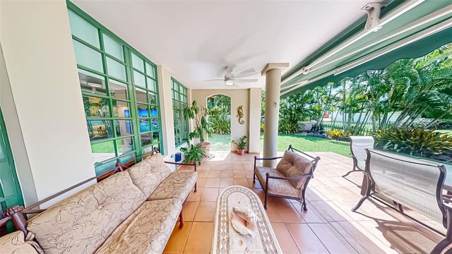 10 CALLE PALMAS, Dorado, PR 00646