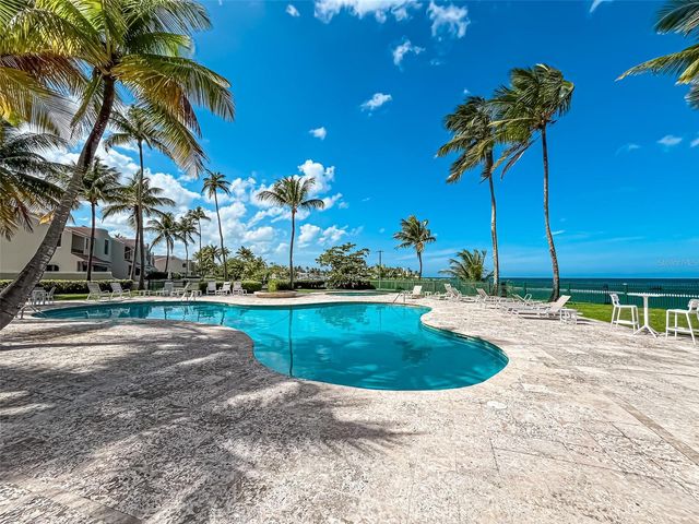 10 CALLE PALMAS, Dorado, PR 00646