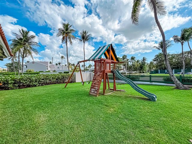 10 CALLE PALMAS, Dorado, PR 00646