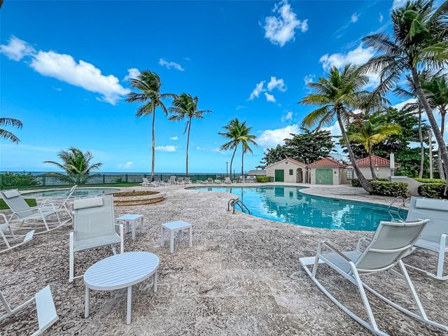 10 CALLE PALMAS, Dorado, PR 00646