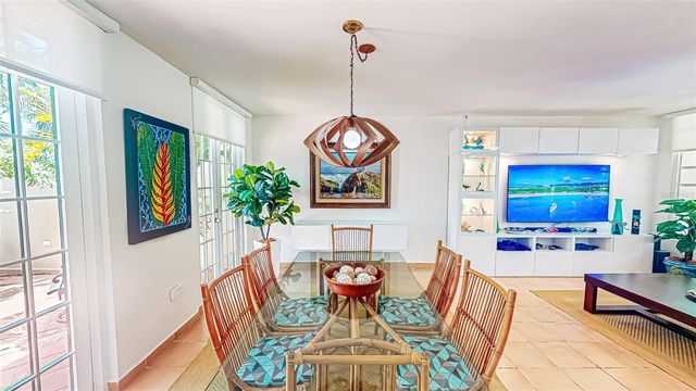 10 CALLE PALMAS, Dorado, PR 00646