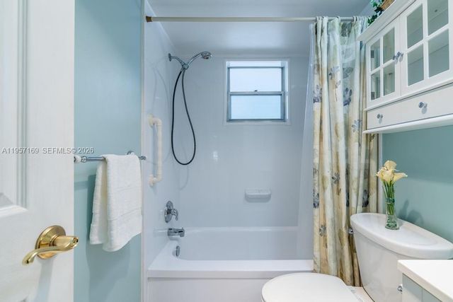 151 Berkley Rd 208, Hollywood, FL 33024